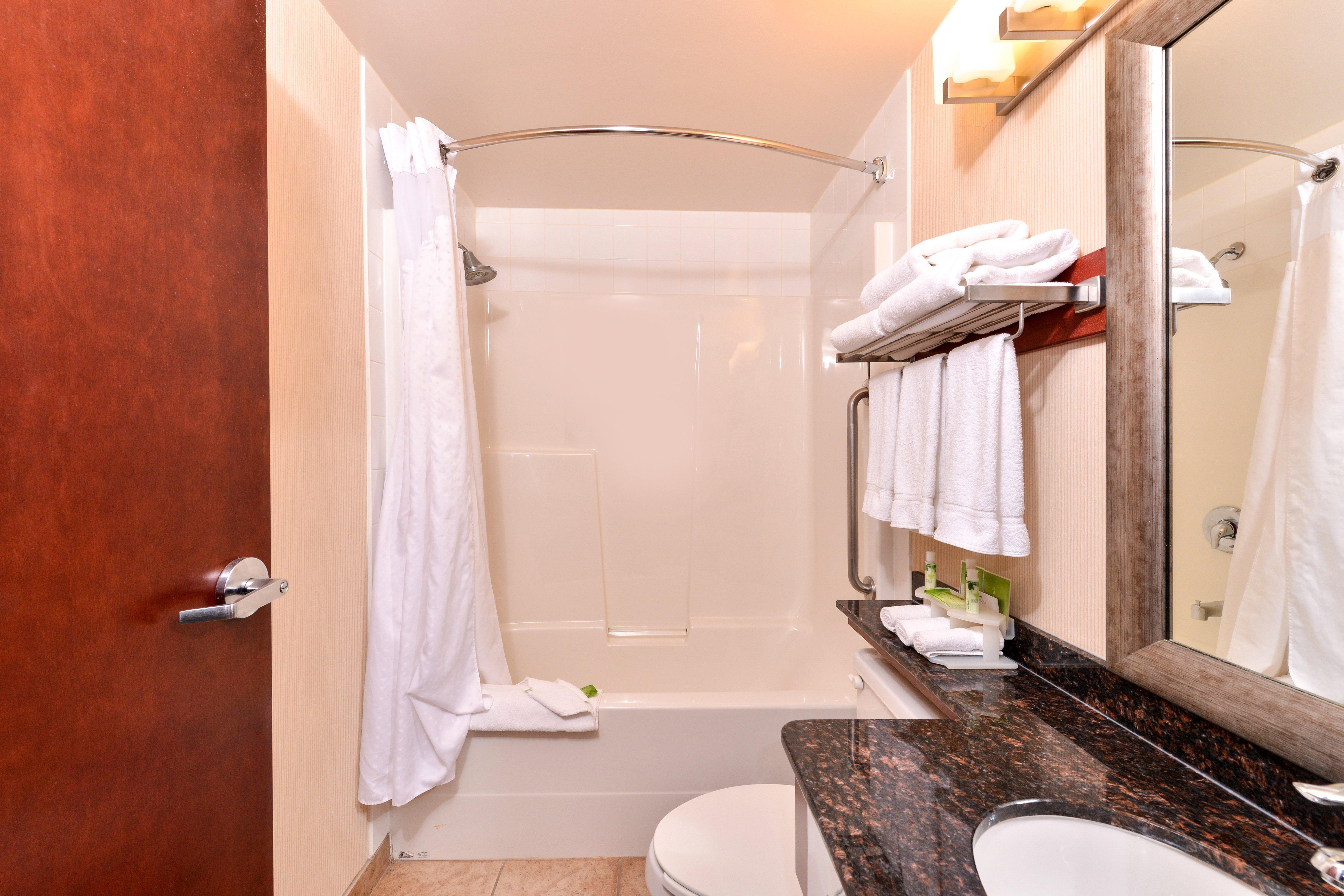 Holiday Inn Express Edmonton North By Ihg Dış mekan fotoğraf