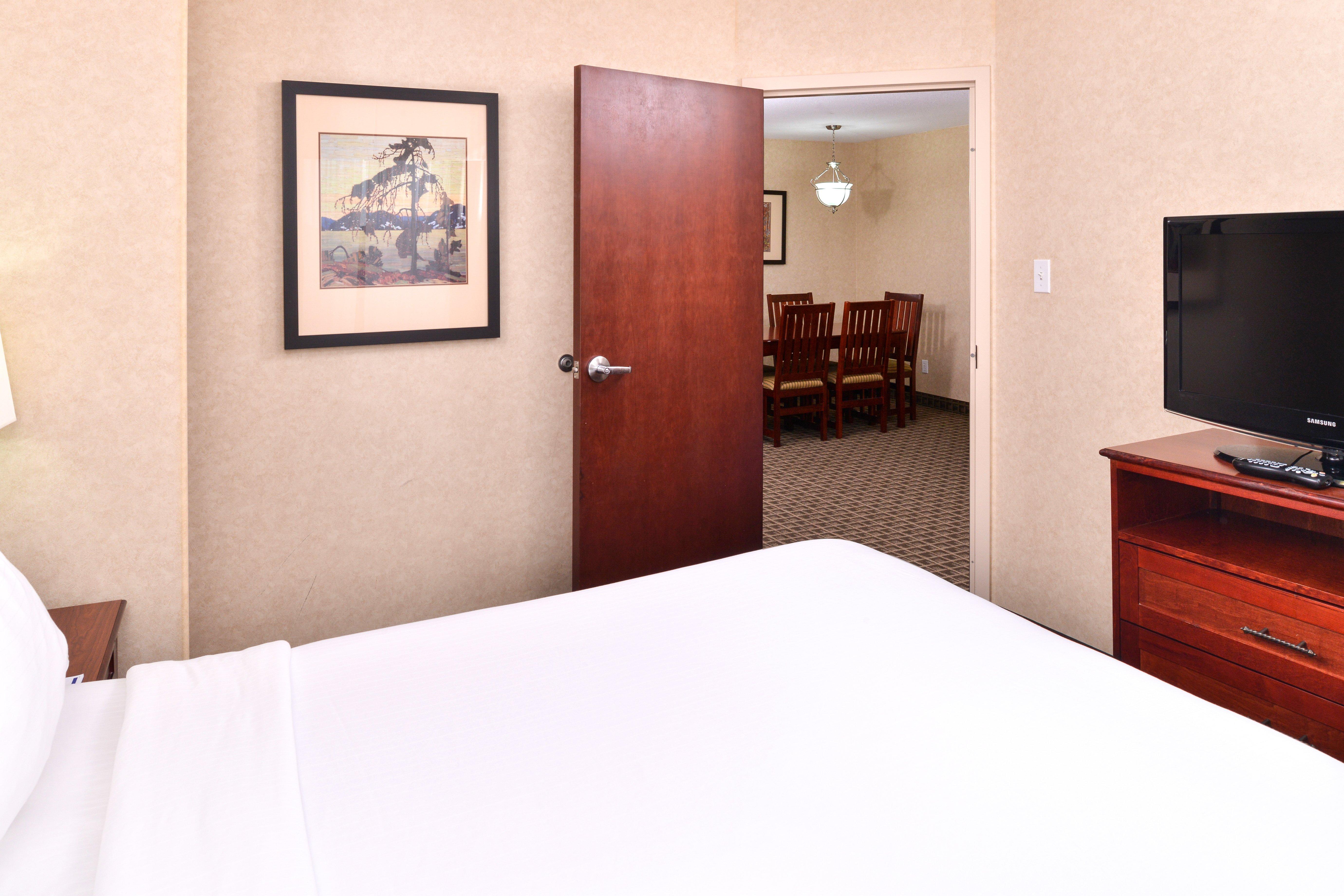 Holiday Inn Express Edmonton North By Ihg Dış mekan fotoğraf