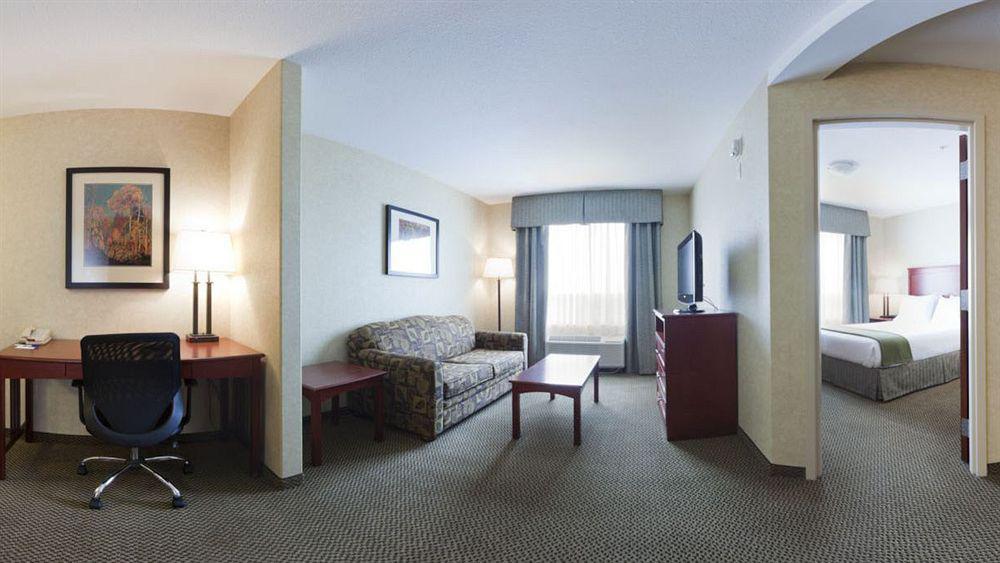 Holiday Inn Express Edmonton North By Ihg Dış mekan fotoğraf